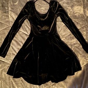Elegant Black Velvet Dress